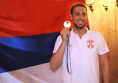  Milorad Čavić - srećni tata! (FOTO) 