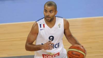  Toni Parker uručio otkaz mejlom, pa doveo brata za trenera! 