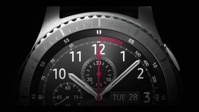  Nema telefona, ali je zato stigao sat, i to kakav! 