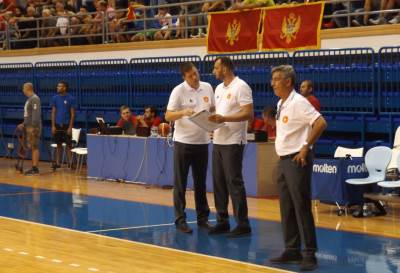  Đukanović i Nikolić ne idu na Eurobasket 