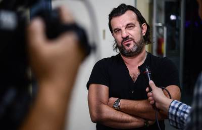  Neću valjda da plaćam struju?! 