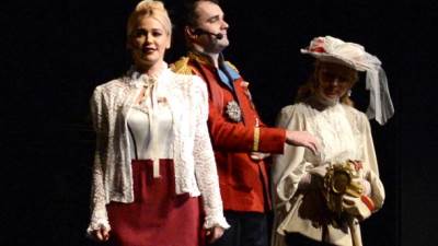  Zašto nije igrala i reprizu? 