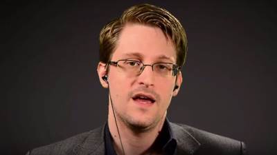  Rusija produžila boravak Snoudenu  