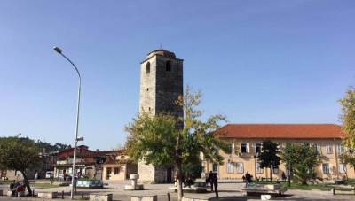  "Lakrdija vjerski simbol zvati pokazivačem strana" 