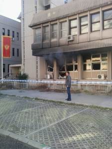  Ubačena eksplozivna naprava u pisarnicu suda? 