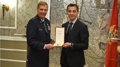  Orden crnogorske zastave gardi države Mejn 
