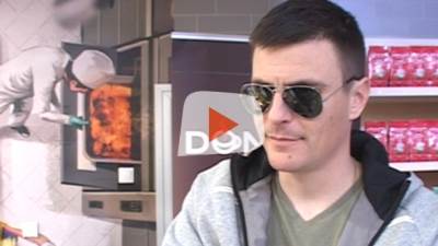  Ne pitajte ga kad će da se ženi! 