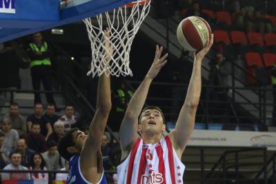   Zvezda furiozna i u Skoplju: 14-0! 