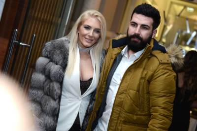  MUŽ JE IMAO KORONU DVA PUTA, NJOJ OBOLELI I MAJKA I BRAT: Pevačica otkrila kroz šta je prošla 