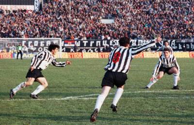  Peđa Mijatović: Partizanovci, igra Partizan! 
