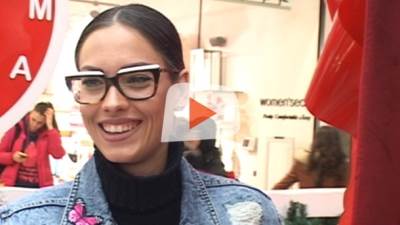  Šta Mirka radi u autu kada je gužva u saobraćaju? 