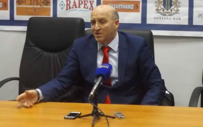  Pavićević: Sudije bacile mrlju na meč  