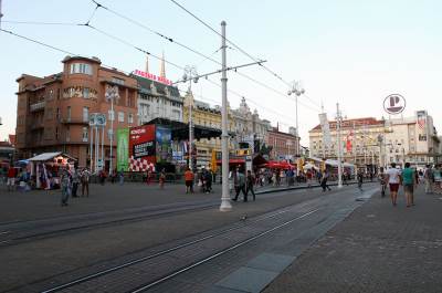  Užas u Zagrebu: Tjerao ženu na seks sa psima!? 