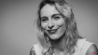  Dvije kamere sprijeda i pozadi, keramika, slajder… 