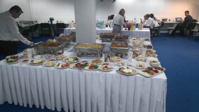  Hrvatska: Masovno trovanje na proslavi u firmi 