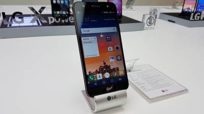  Jaka baterija, brzo punjenje, odlična cijena 