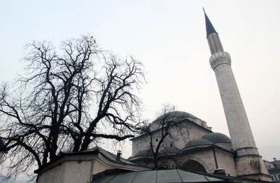  ŠOK:Sa minareta se čuli zvuci iz porno filma VIDEO 