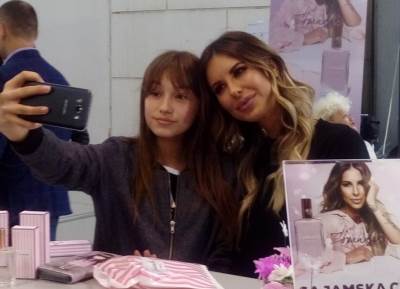  Zorannah opet napravila haos na Sajmu! (FOTO) 
