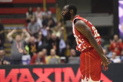  Cedevita izazvala, Dženkins reagovao: Zvezda vodi! 