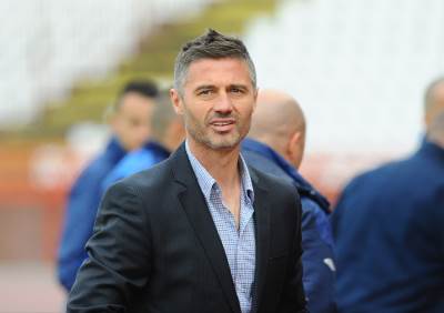  Da li je neiskusni Batak rješenje za plavu klupu? 