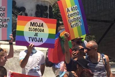  PARADA PONOSA uz "sitne" provokacije! FOTO 