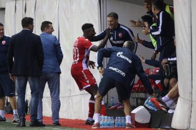  Donald: Treneru, računaj na mene 