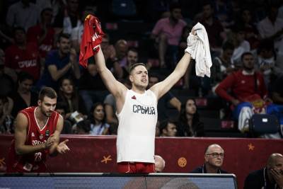  DIRLJIVO: Kad čuješ gde je tata bio... 