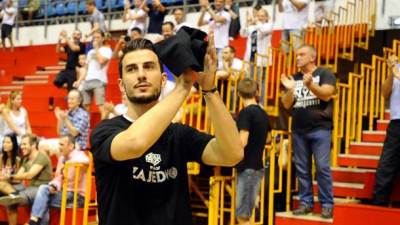  Leo operisan u Moskvi (FOTO) 