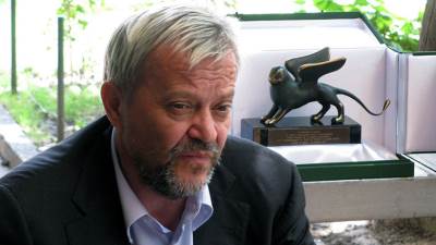  Emir-Hadzihafizbegovic-o-grafitu-u-Splitu-za-Novaka-Djokovica 
