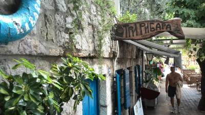  Brutalno pretučen vlasnik čuvenog restorana u Rafailovićima! 