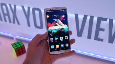  Vjerovatno najbolji telefon ispod 300 eura 