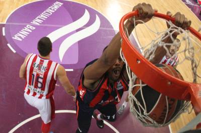  Lamont Hamilton "pretežak" za Igokeu 