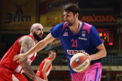  "Nadamo se podvigu protiv Zvezde" 