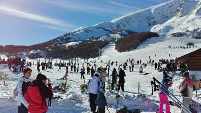 Koliko košta oprema za skijanje i snowboarding gdje kupiti odjeću za snijeg u Podgorici  