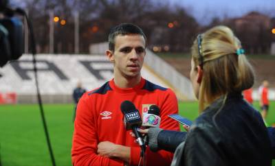  Maksimoviću 90 minuta, Valensiji tri boda 