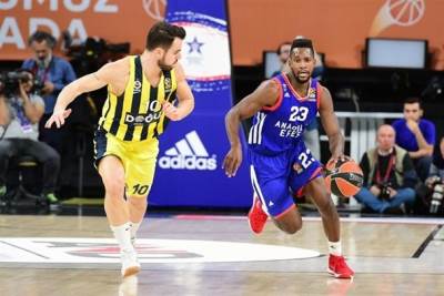  Daglas i Mekolum malo za Fenerbahče 