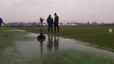  Kiša protiv fudbala, prekinuto i u Radanovićima 