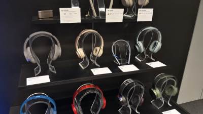  Slušalice koje čuju okolinu, ali i odlično zvuče 