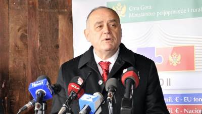  Simović: "Nema mjere ostajanja doma, javno zdravlje se brani ekonomijom" 
