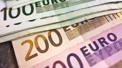  Prosječna plata u januaru iznosila 819 eura 