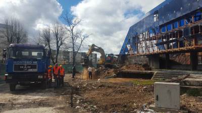  Počela rekonstrukcija Doma revolucije (FOTO) 