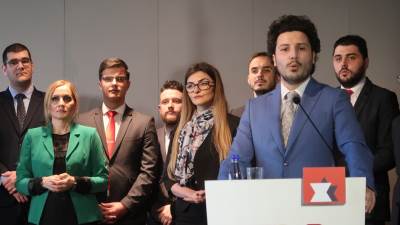  Neće u predizborne koalicije sa DF-om 