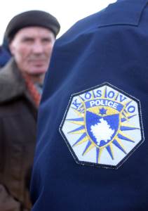  Blindirano vozilo Kosovske policije krenulo na Jarinje 