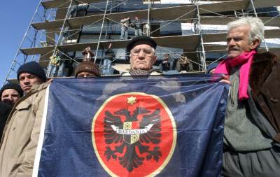  Za vojnu intervenciju na Kosovu - 10 odsto 