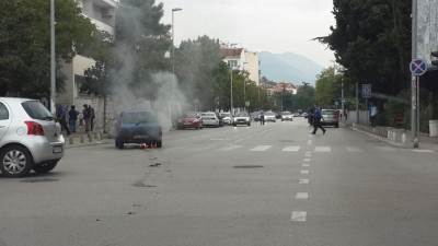  Eksplodirala kola u Podgorici (FOTO) 
