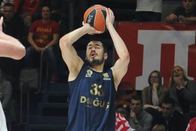  Fenerbahče na pobedu do Fajnal-fora 