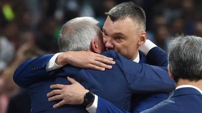  Đak nije nadmašio profesora - Fener u finalu! 