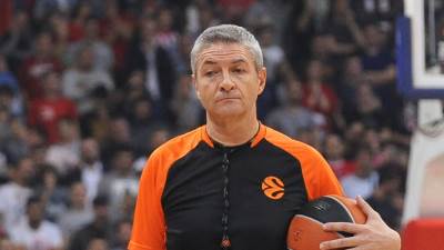  Kapiten Fenera: Opet isti sudija i slatki dečko 