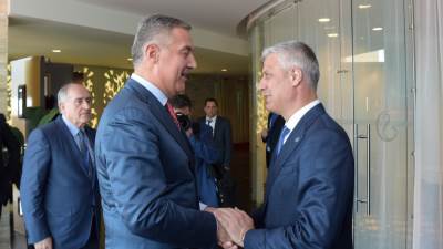  Susret Đukanović - Tači:Zadovoljni razvojem odnosa 