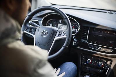  Nova pravila pri uvozu automobila u Crnu Goru 